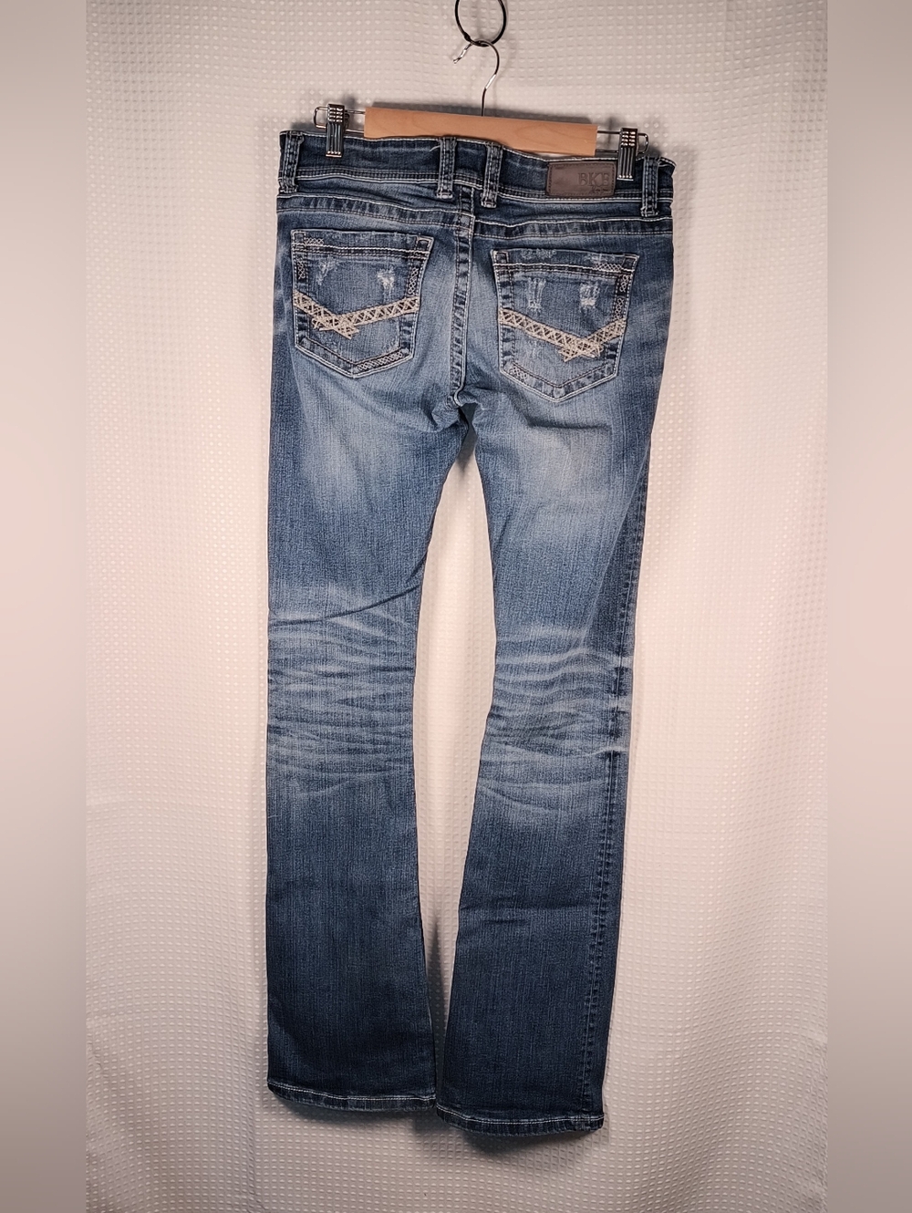 BKE Sabrina Bootcut Jeans 28 x 33.5 Long Tall Distressed Embroidered Pockets